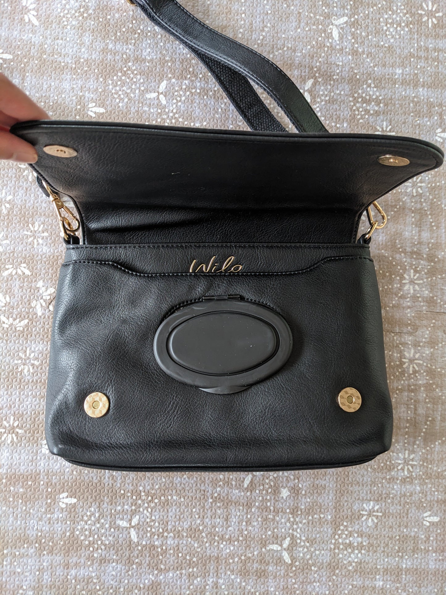 Wilo 100% Vegan Leather Crossbody Mini Diaper Bag