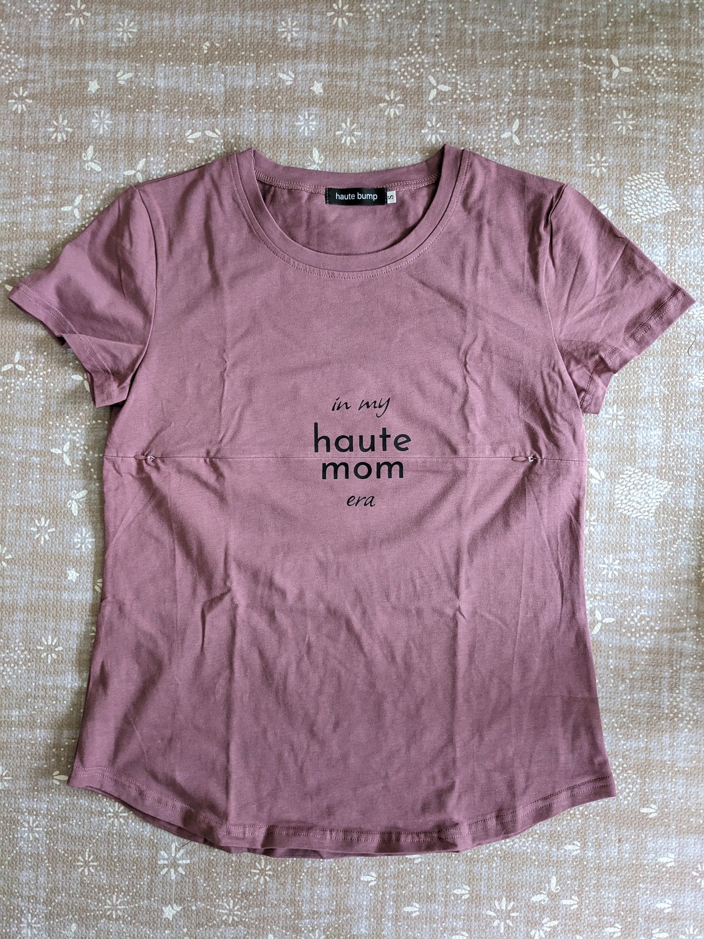 "haute mom era" Cotton Hidden Double Zipper Nursing Tee by haute bump